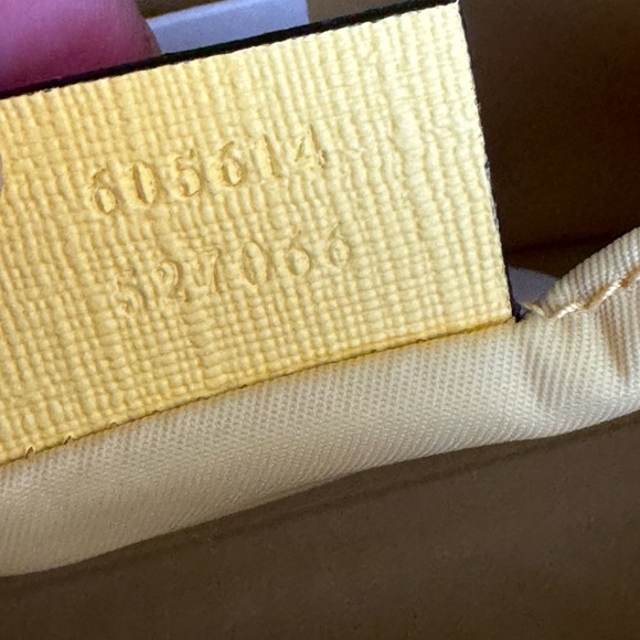 New Gucci Supreme Hearts Tote Bag - Picture 8 of 10